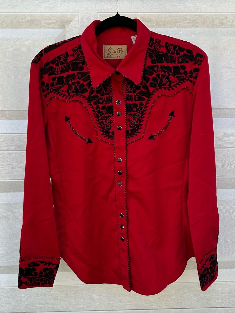 Western Scully embroidered button up